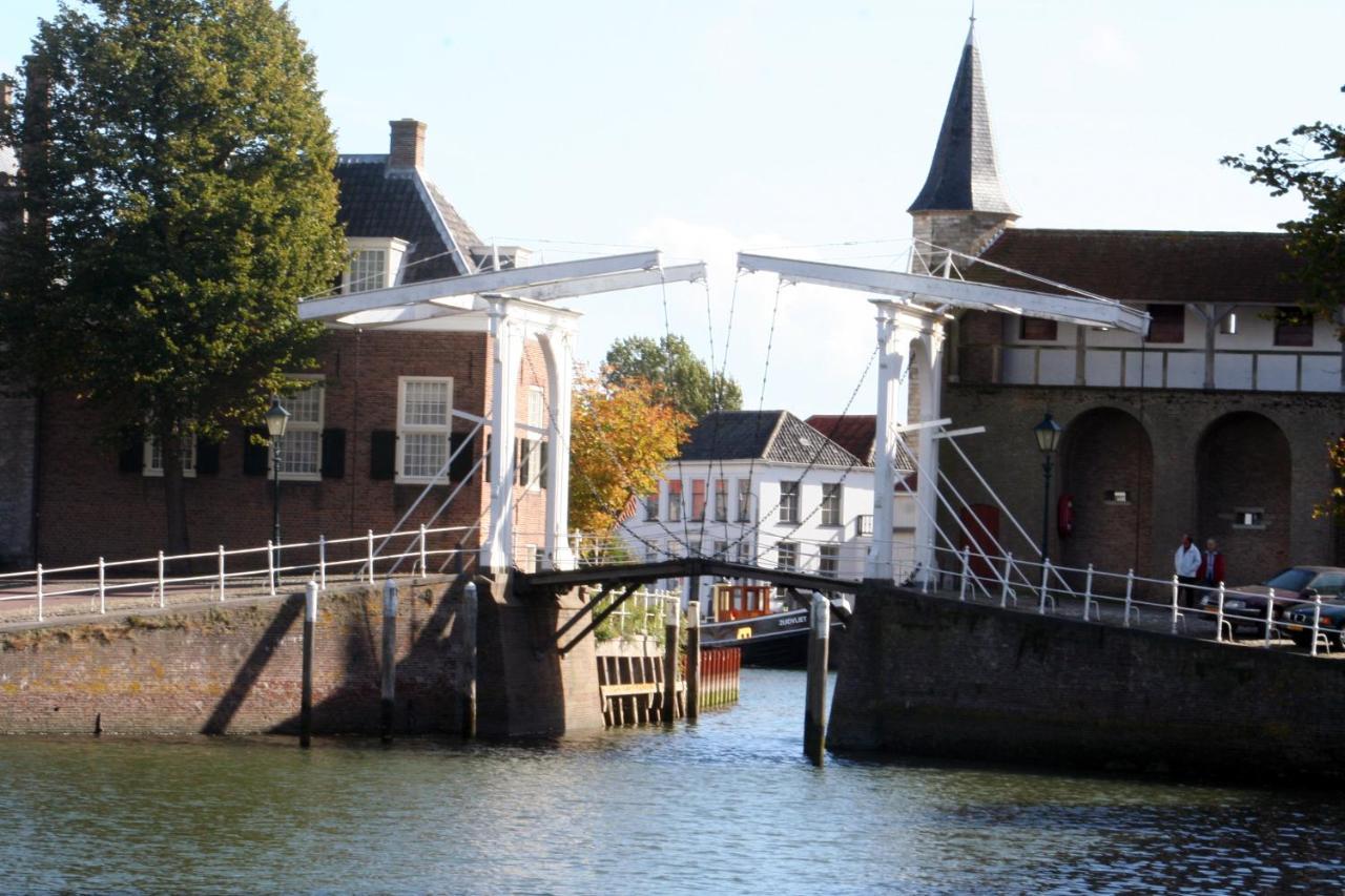Pension Montmaertre Zierikzee Bagian luar foto